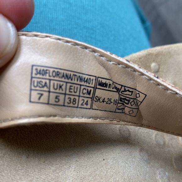 Vionic Rest Floriana 340 Gold Cork Women's Flipflops Size 7 - Picture 8 of 10